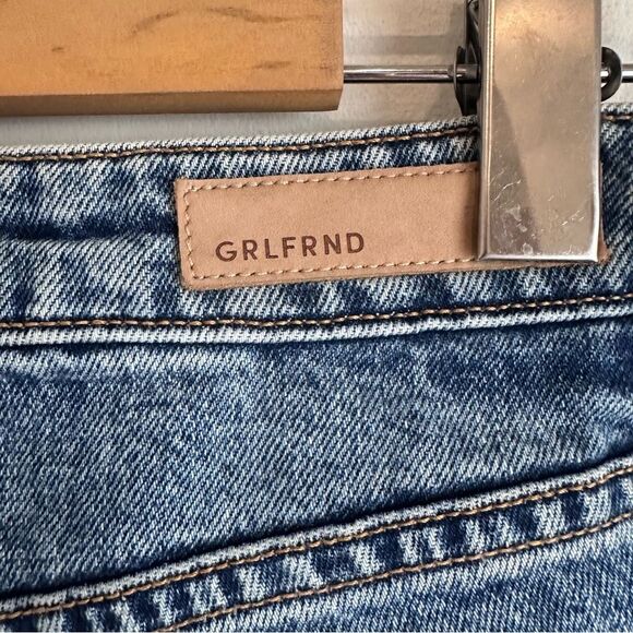 GRLFRND Helena High Rise Straight Jeans in Missing Words - Picture 7 of 12